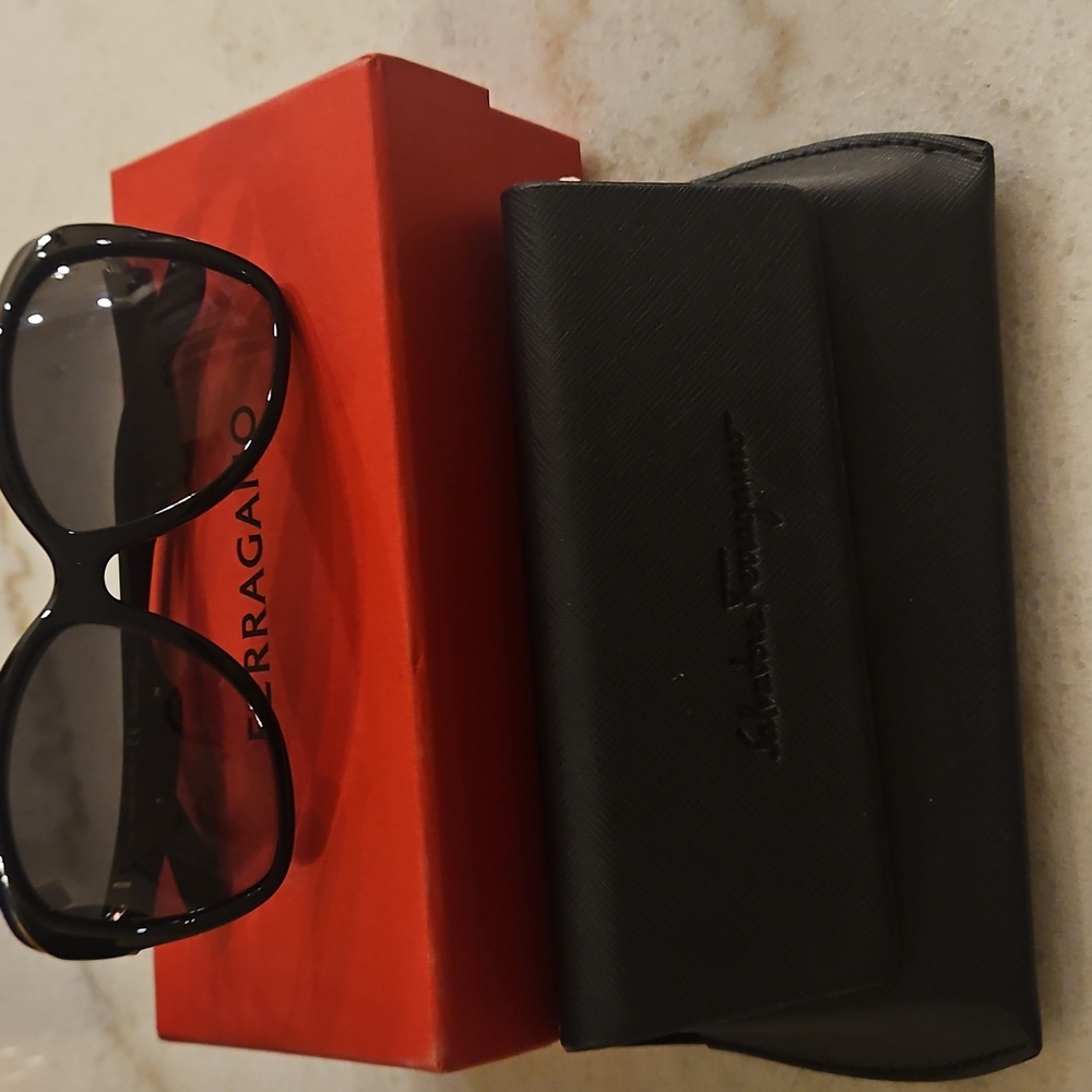 Salvatore Ferragamo Black Sunglasses - EUC Full Inclusion